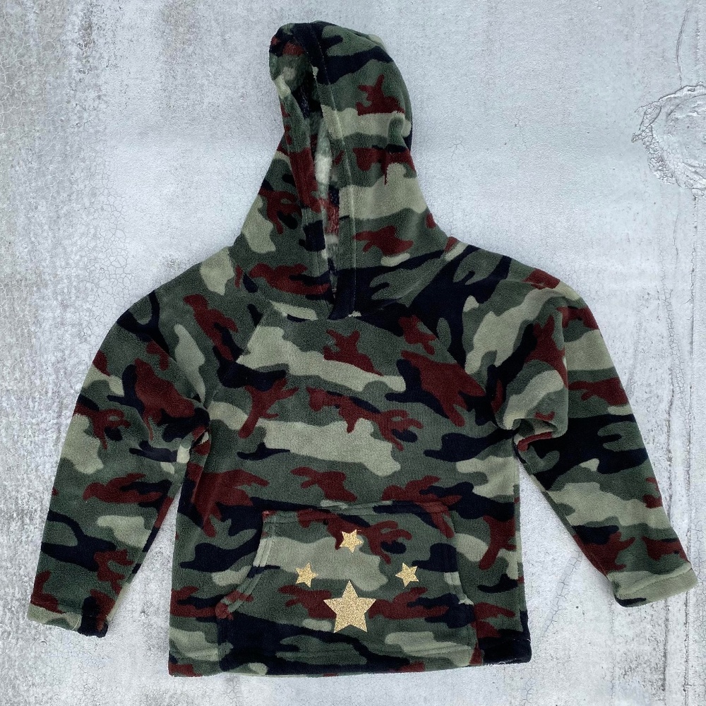 LIKE NEW Made with Love and Kisses Camo Hoodie with Glitter Stars